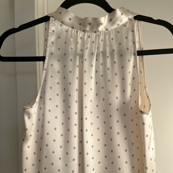 Theory Silk Sleeveless Top - Gorgeous!! - Picture 4 of 7